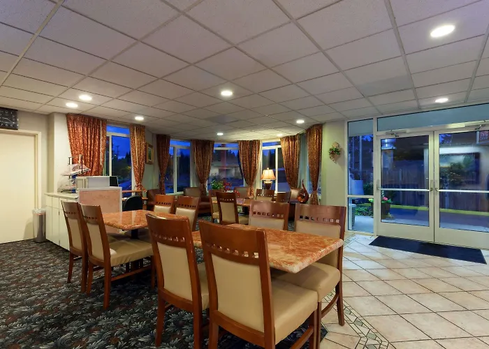 Ramada Limited Airport Tukwila